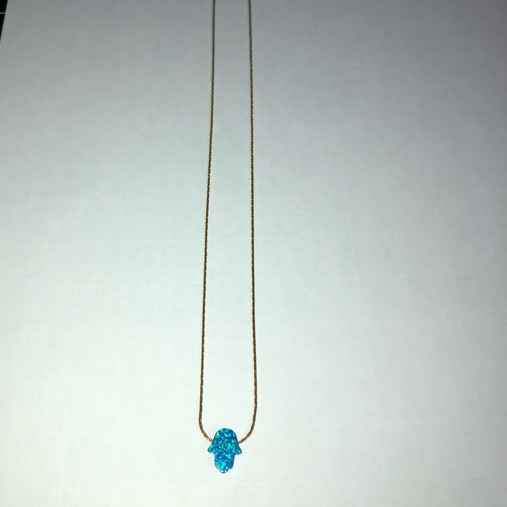 Beautiful lucky hand necklace  (goldfield)